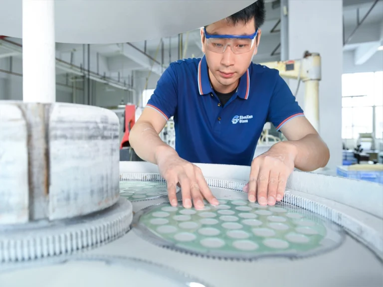 Grinding_of_Shenxun_glass