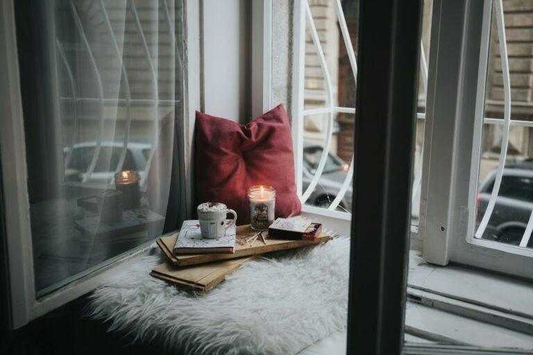 The Most Relaxing Scented Candles to Ease Anxiety and Melt Away Stress